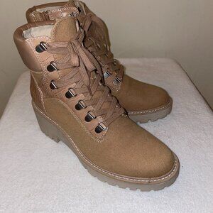 Dolve Vita Chunky Hiking Boot Tan Canvas